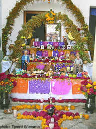 A Mexican Day of the Dead ofrenda, or altar