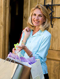 Woman with shopping bags, San Miguel de Allende